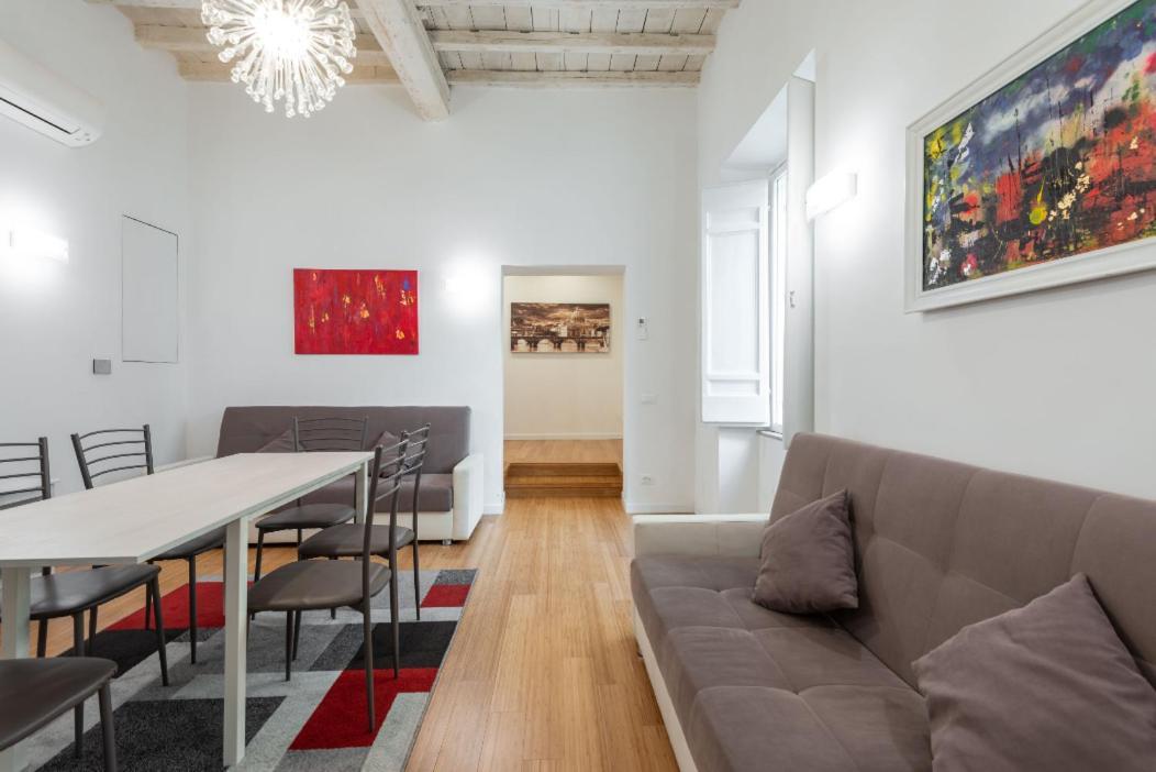 Restored Apartment - Stunning Pantheon View Roma Esterno foto