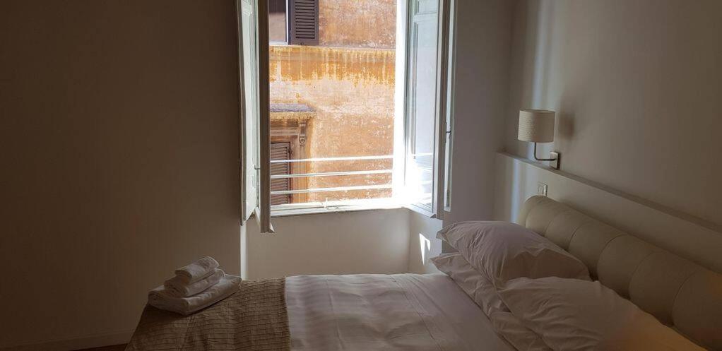 Restored Apartment - Stunning Pantheon View Roma Esterno foto